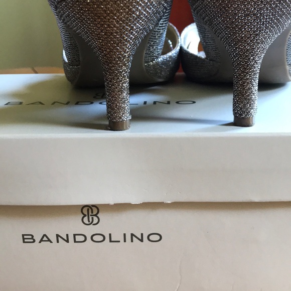 Silver heels - Picture 5 of 5